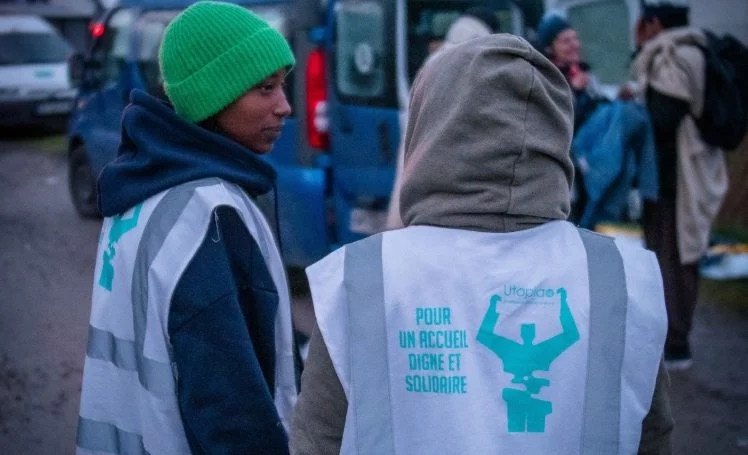 Stage humanitaire auprès d’une association d’aide aux personnes exilées