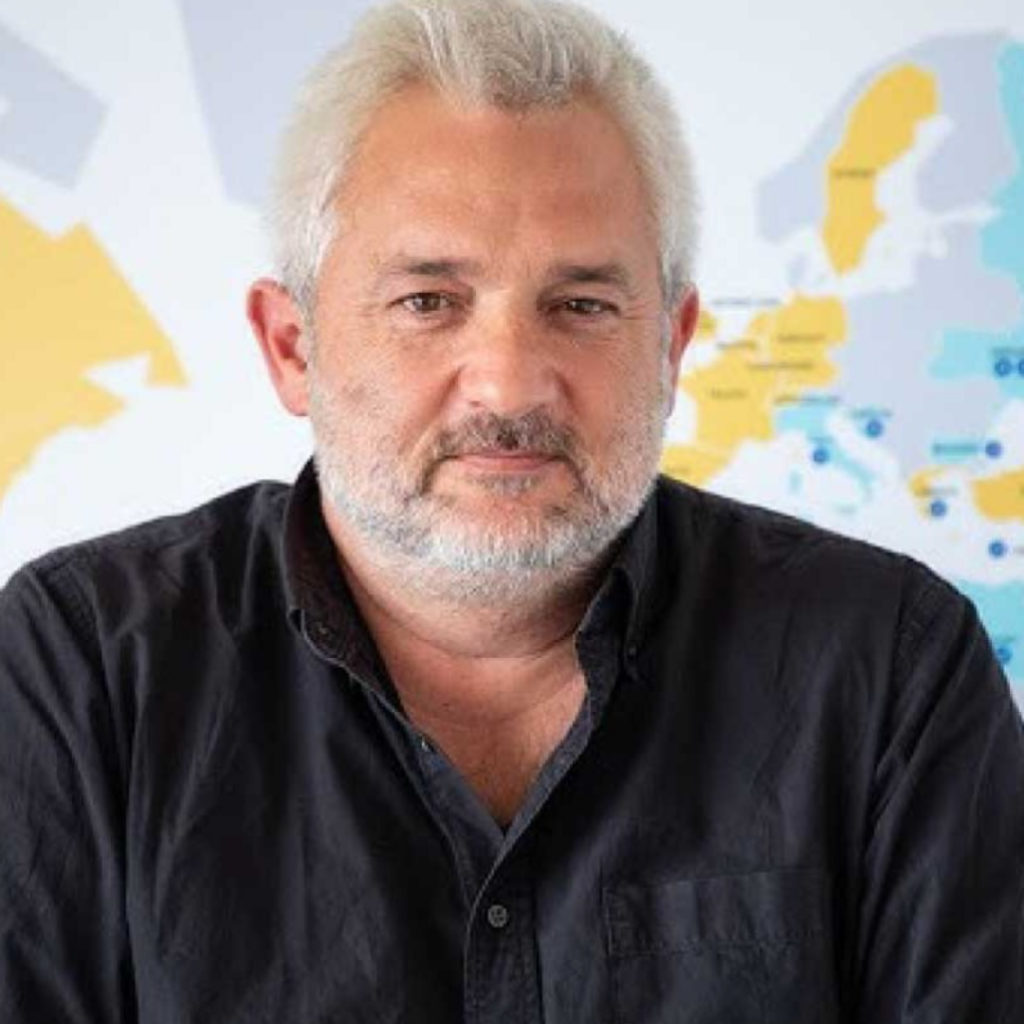 Photo de face de Joël Weiler.